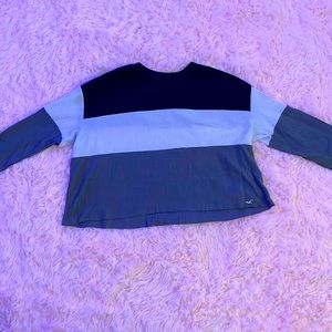 Waffle textured crop top.